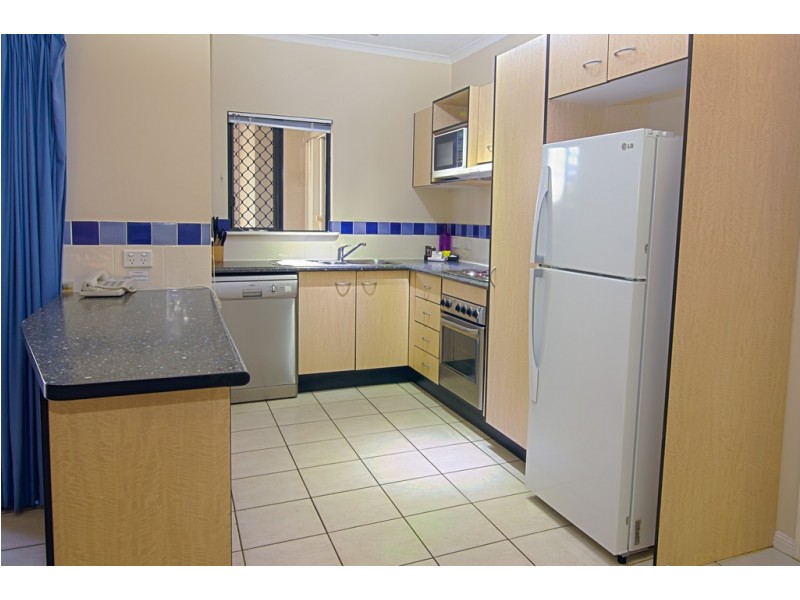 Unit 2 51-53 Davidson Street (Bay Villas), Port Douglas QLD 4877