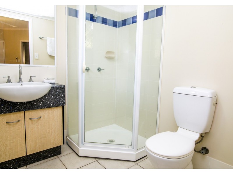 Unit 2 51-53 Davidson Street (Bay Villas), Port Douglas QLD 4877