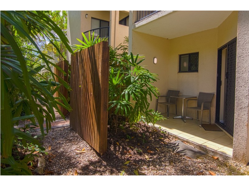 Unit 2 51-53 Davidson Street (Bay Villas), Port Douglas QLD 4877
