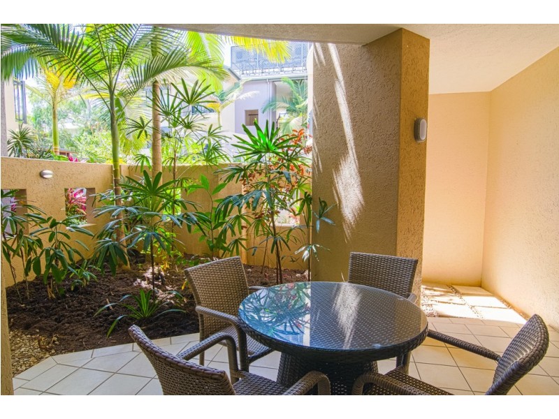 Unit 2 51-53 Davidson Street (Bay Villas), Port Douglas QLD 4877