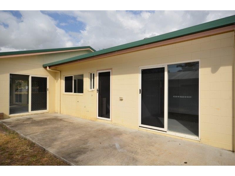 19 Allamanda Street, Cooya Beach QLD 4873
