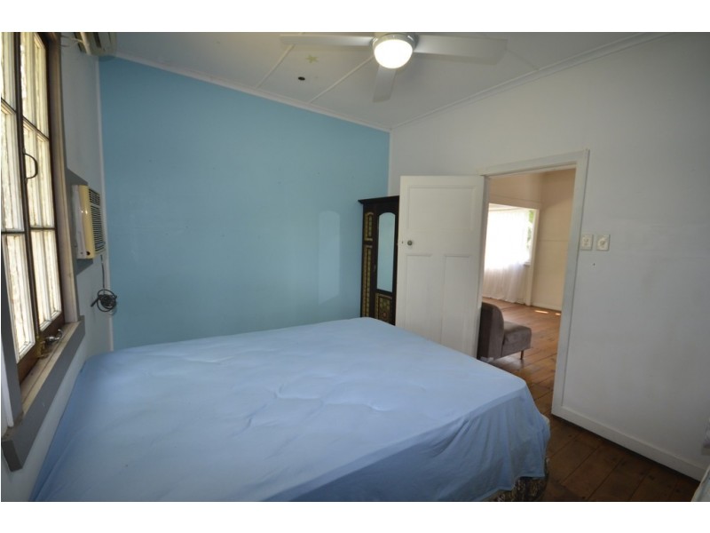 15 Hart Street, Mossman QLD 4873