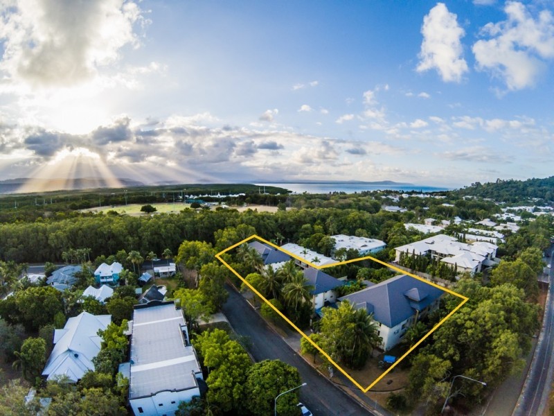 Unit 10, 35 Davidson St (Central Plaza), Port Douglas QLD 4877