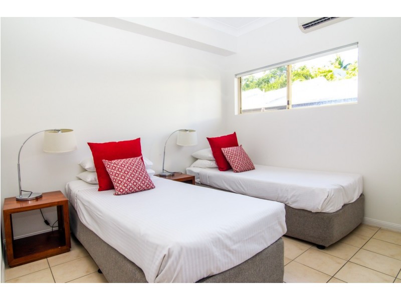 Unit 10, 35 Davidson St (Central Plaza), Port Douglas QLD 4877