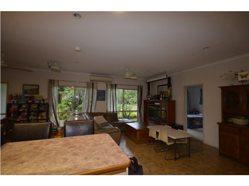 70-72 South Arm Dr, Wonga Beach QLD 4873