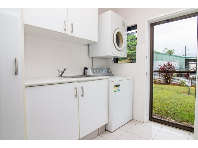 3 Junction Road, Mossman QLD 4873
