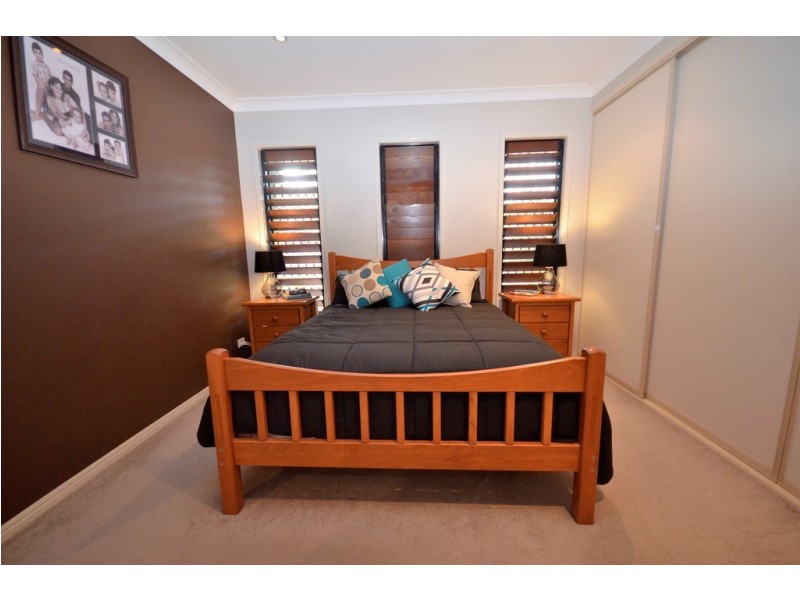 14 White Oak Avenue, Mossman QLD 4873