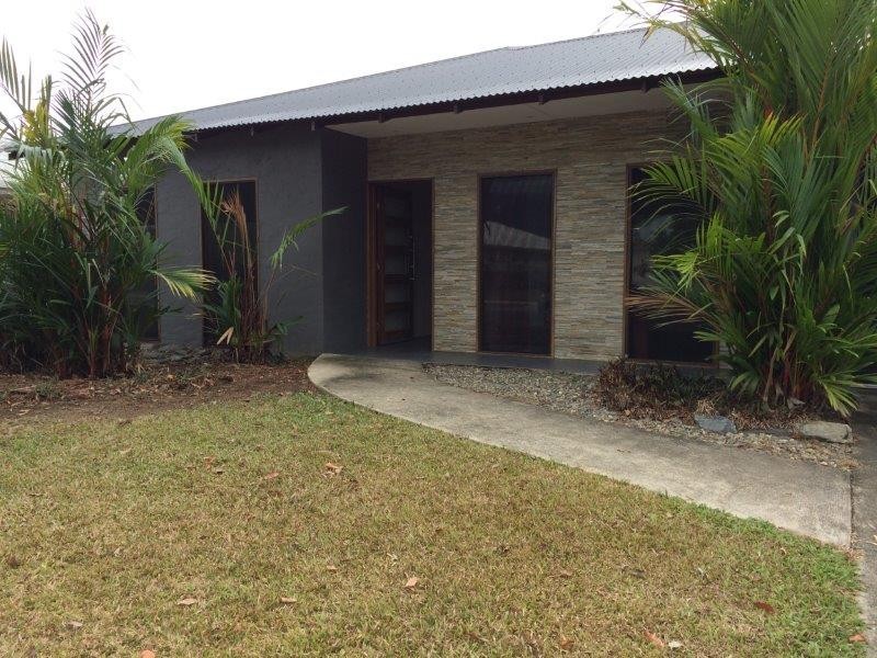 40 Riflebird Crescent, Mossman QLD 4873
