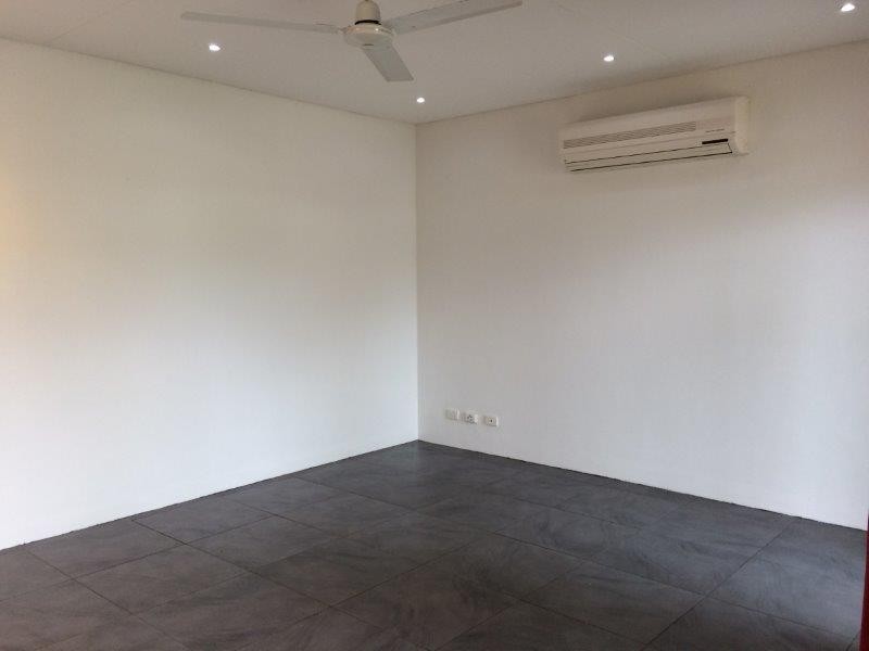 40 Riflebird Crescent, Mossman QLD 4873