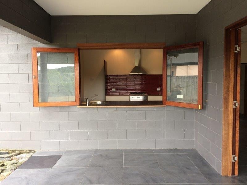 40 Riflebird Crescent, Mossman QLD 4873