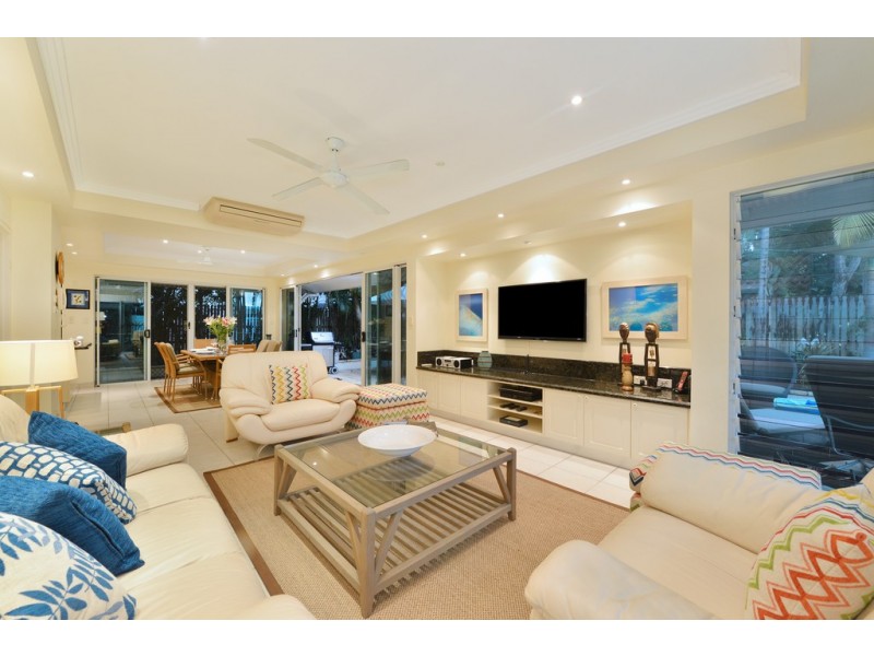 1 and 2 / 5 Langley Road, Port Douglas QLD 4877