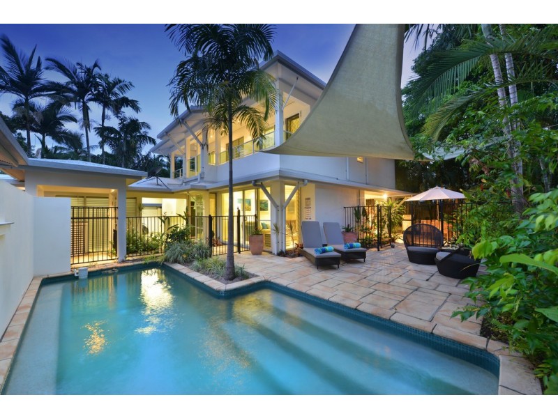 1 and 2 / 5 Langley Road, Port Douglas QLD 4877