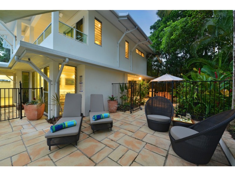 1 and 2 / 5 Langley Road, Port Douglas QLD 4877
