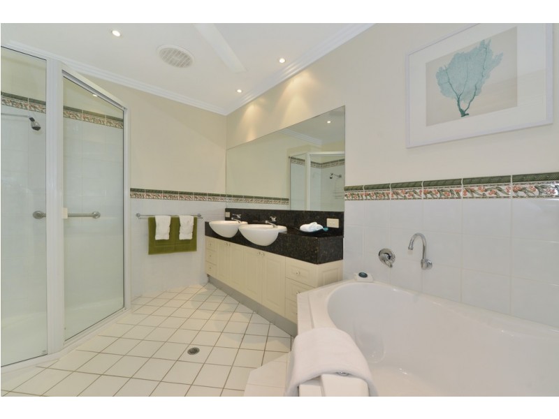 1 and 2 / 5 Langley Road, Port Douglas QLD 4877