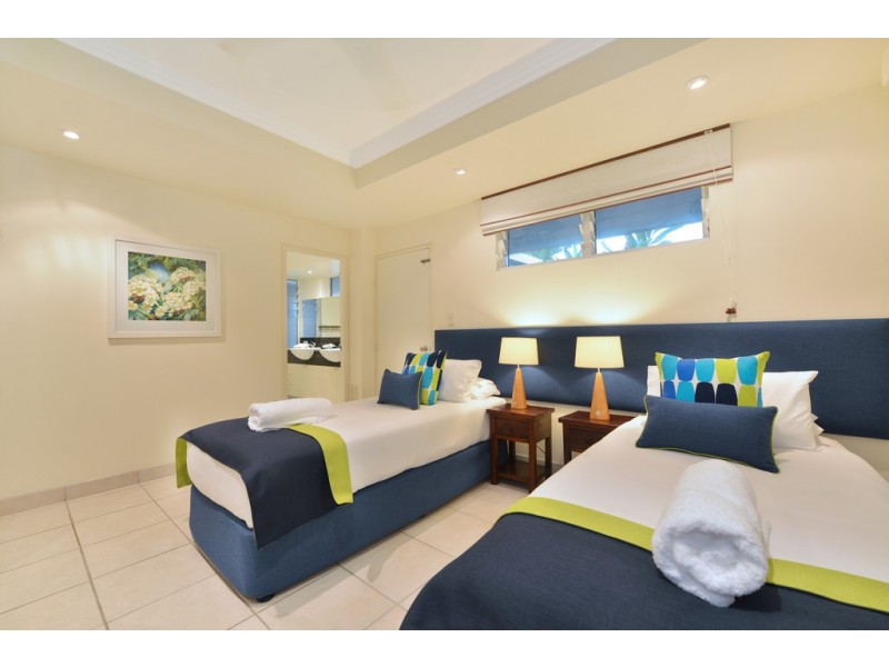 1 and 2 / 5 Langley Road, Port Douglas QLD 4877