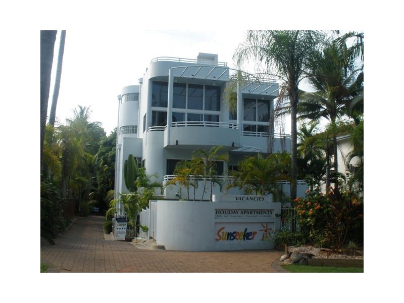 Port Douglas QLD 4877