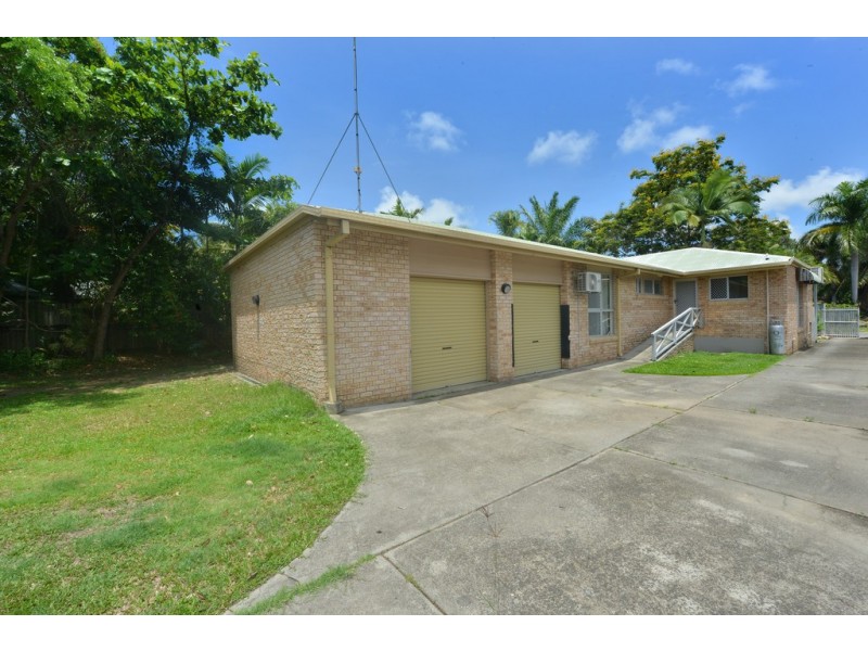 4 Jewel Close, Port Douglas QLD 4877