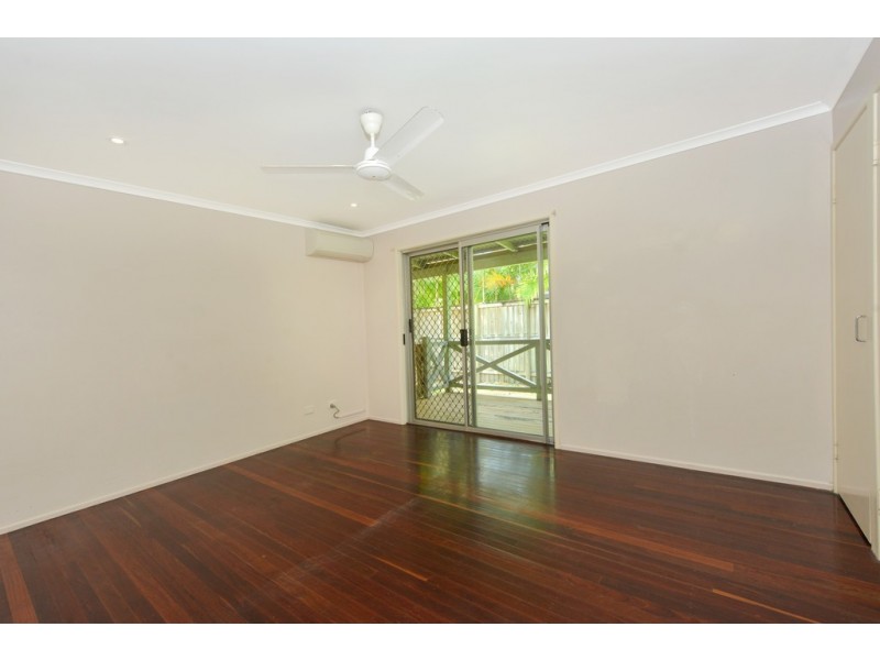 4 Jewel Close, Port Douglas QLD 4877