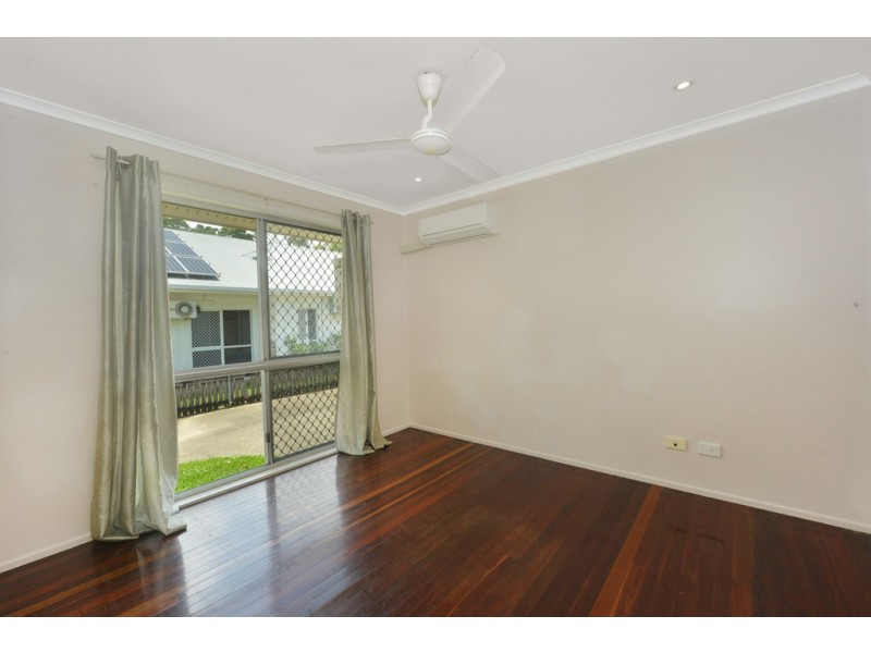 4 Jewel Close, Port Douglas QLD 4877