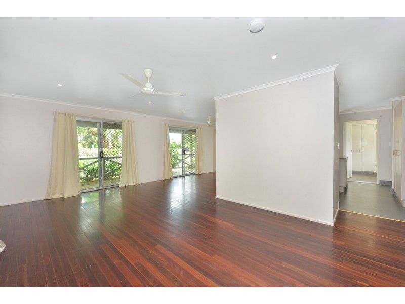 4 Jewel Close, Port Douglas QLD 4877