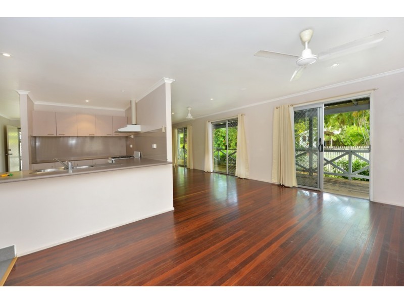 4 Jewel Close, Port Douglas QLD 4877