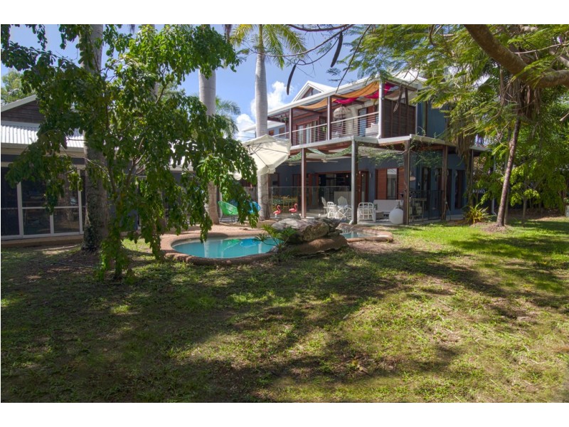 9 Limpet Avenue, Port Douglas QLD 4877