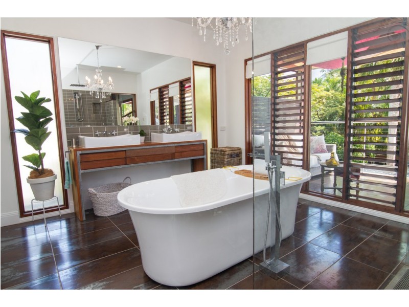 9 Limpet Avenue, Port Douglas QLD 4877