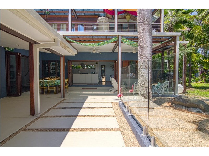 9 Limpet Avenue, Port Douglas QLD 4877