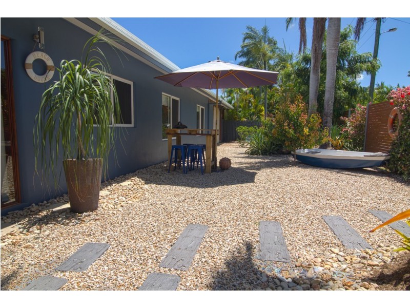 9 Limpet Avenue, Port Douglas QLD 4877