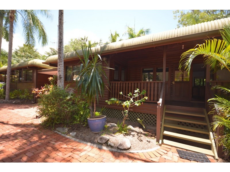 2 14 CORAL DRIVE, Port Douglas QLD 4877