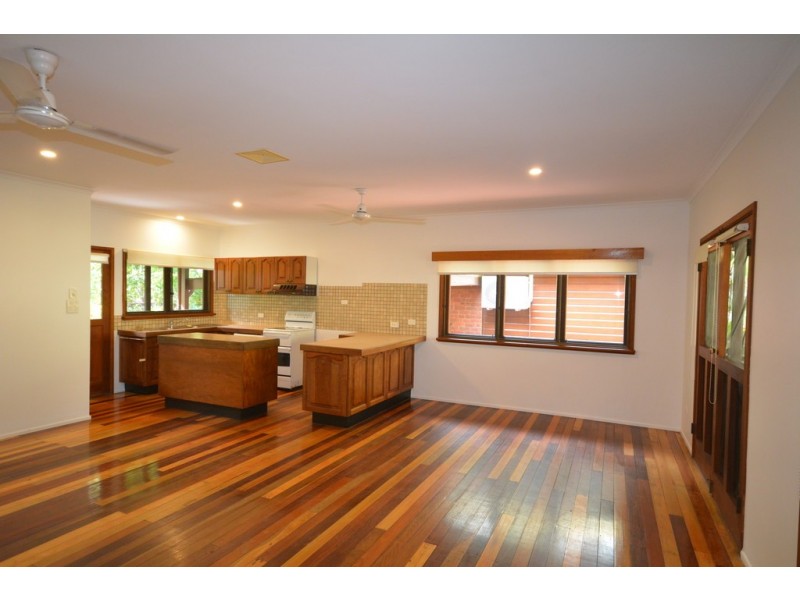2 14 CORAL DRIVE, Port Douglas QLD 4877