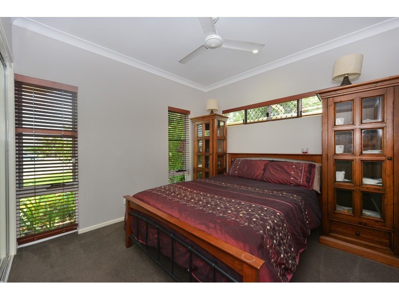 20 Julaji Close, Cooya Beach QLD 4873