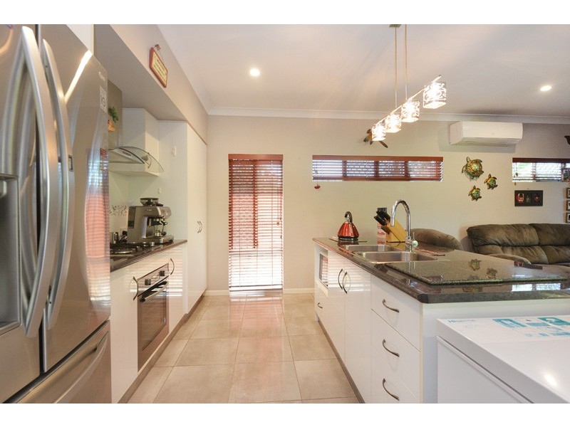 20 Julaji Close, Cooya Beach QLD 4873