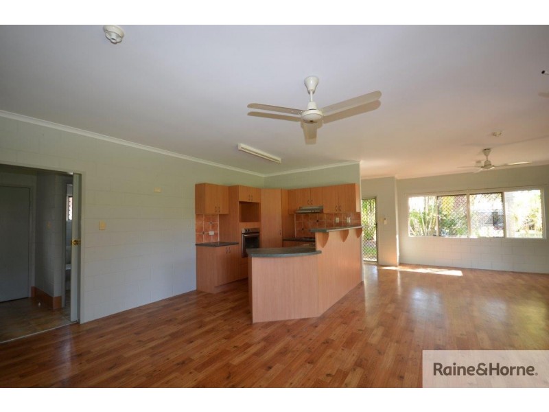 18 FOREST GLEN ROAD, Mossman QLD 4873