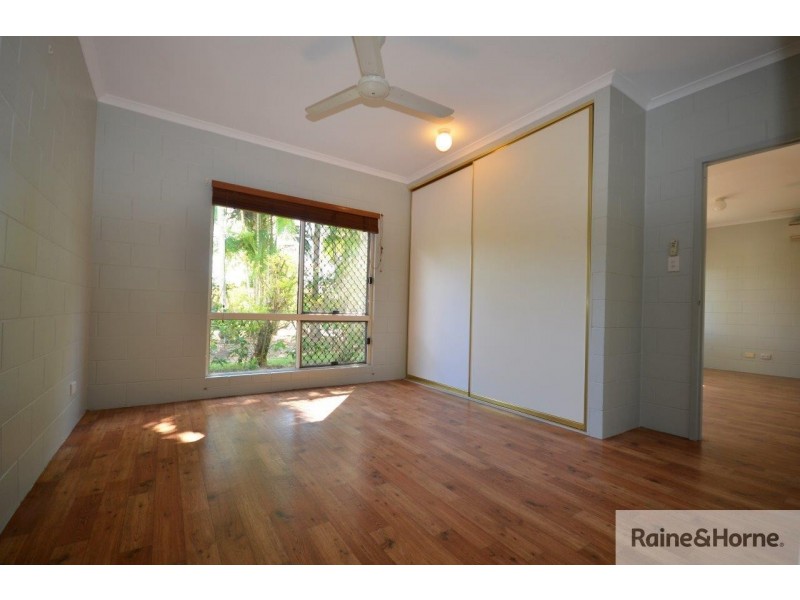 18 FOREST GLEN ROAD, Mossman QLD 4873