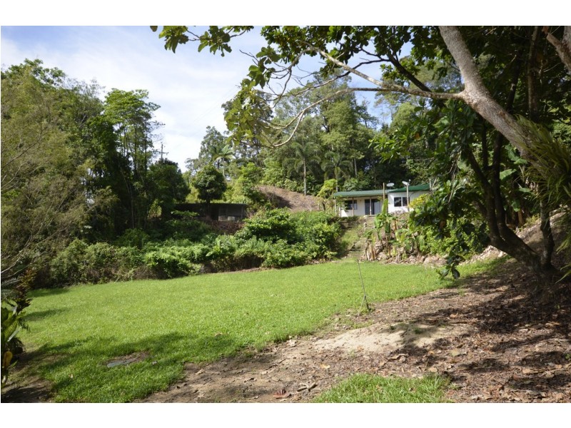 39 Whiteley Road, Miallo QLD 4873