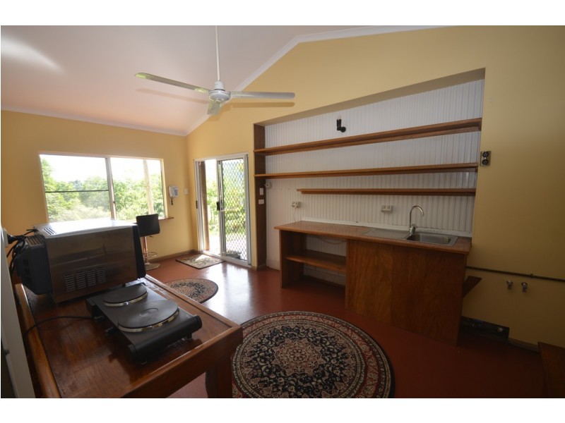 39 Whiteley Road, Miallo QLD 4873