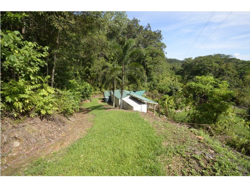 39 Whiteley Road, Miallo QLD 4873