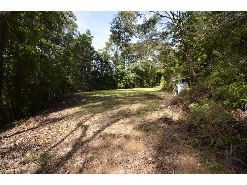 39 Whiteley Road, Miallo QLD 4873