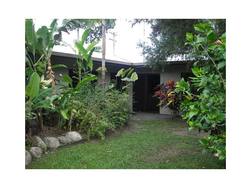 Cooya Beach QLD 4873