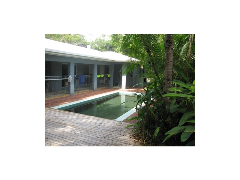 Cooya Beach QLD 4873