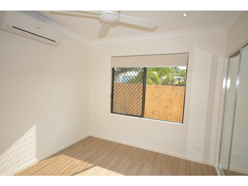 4 BOWER CLOSE, Port Douglas QLD 4877