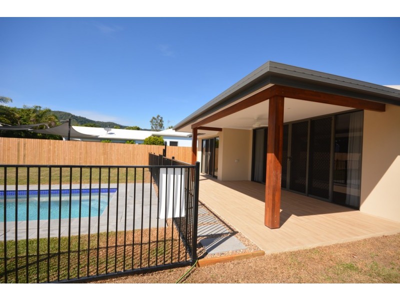 4 BOWER CLOSE, Port Douglas QLD 4877