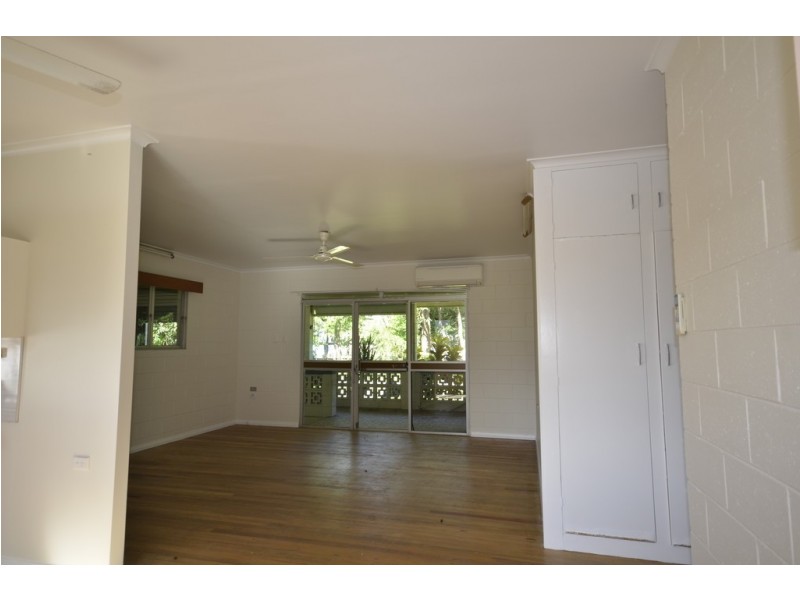 2/1 Kidd Street, Mossman QLD 4873