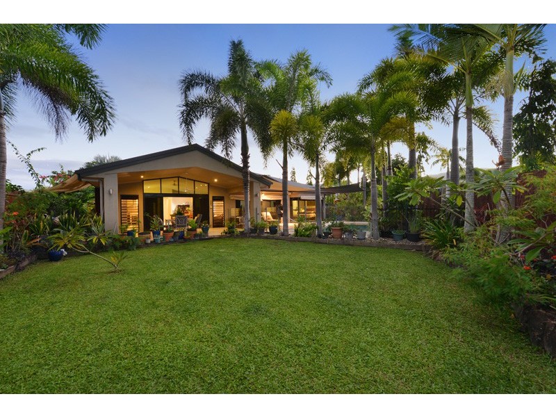 19 Sandpiper Street, Port Douglas QLD 4877