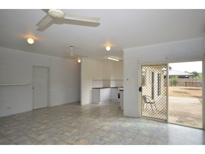 19 Allamanda Street, Cooya Beach QLD 4873