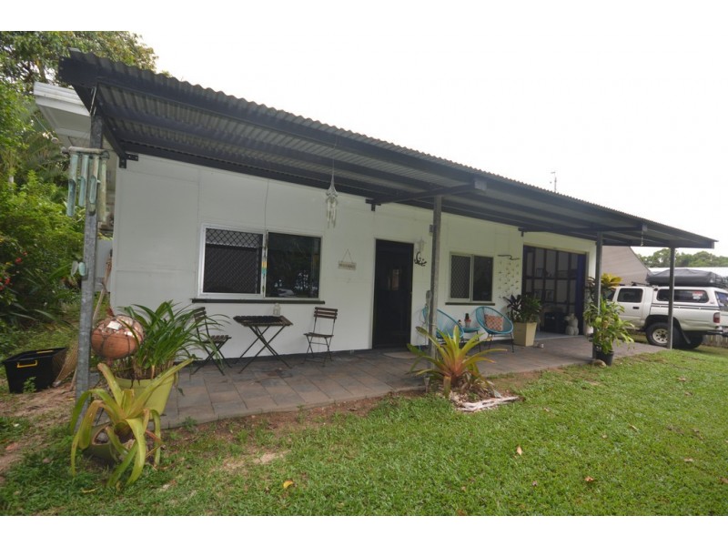 12 Esplanade, Wonga Beach QLD 4873