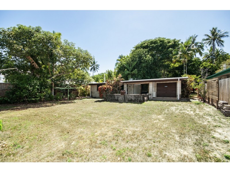 16 Esplanade, Wonga Beach QLD 4873