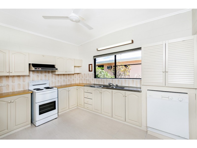 16 Esplanade, Wonga Beach QLD 4873