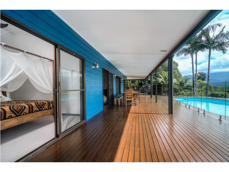 19 Palm Road, Daintree QLD 4873